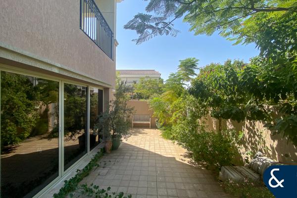 Corner Unit | Vacant | Park Backing